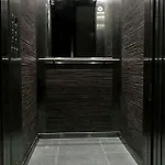 F7 1, Private Double With Private Bathroom In Shared Flat ホームステイ ムサイダ
