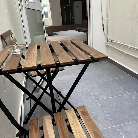 F7 1, Private Double With Private Bathroom In Shared Flat * 姆西达