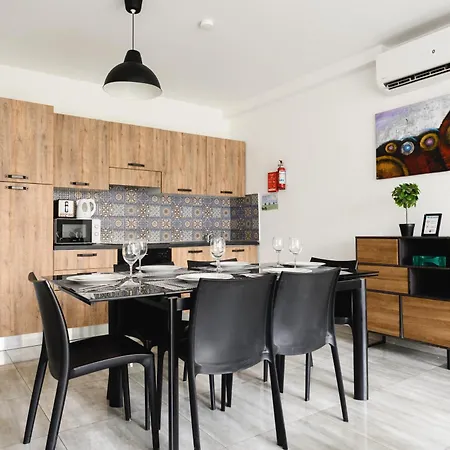 Privat bolig F7 1, Private Double With Private Bathroom In Shared Flat