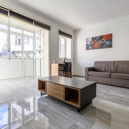 F7 1, Private Double With Private Bathroom In Shared Flat Privat bolig Msida