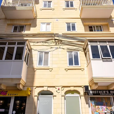 Privat bolig F7 1, Private Double With Private Bathroom In Shared Flat *